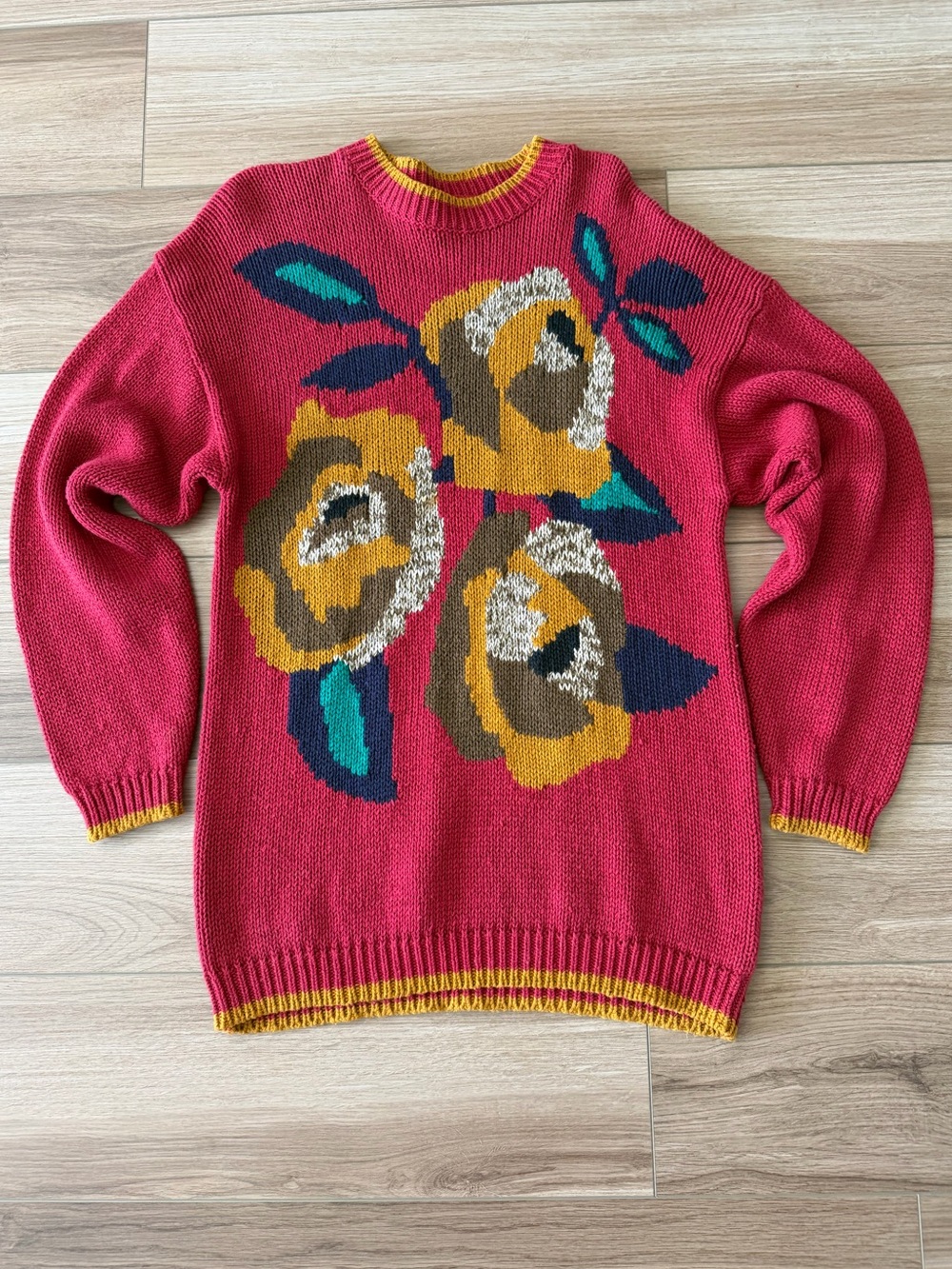 Vintage 1980’s Women’s Floral Autumn Sweater